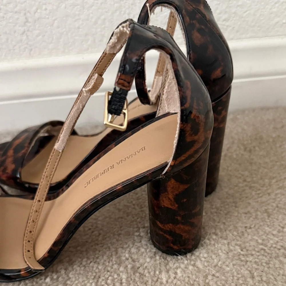 Banana Republic Leopard Print Heels - Picture 3 of 5